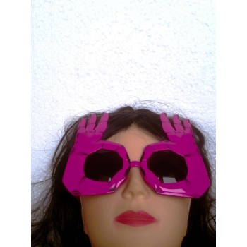 სათვალე თითების ვარდისფერი